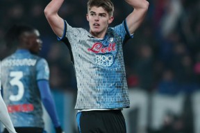 mk体育网页版包含亚特兰大训练开放日，窗口期外线爆发引欢呼，意甲在即，赛程密集仍需轮换的词条